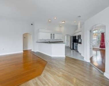 7380 Pebble Beach Lane - Photo Thumbnail 17