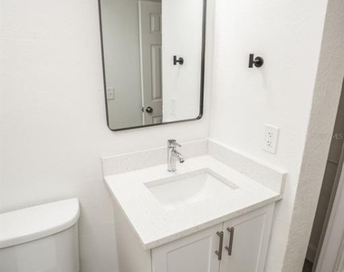 11314 N 52nd Street - Photo Thumbnail 19