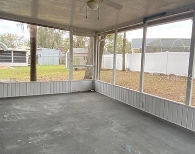 3938 Creek Woods Drive - Photo Thumbnail 15
