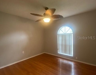 3938 Creek Woods Drive - Photo Thumbnail 12