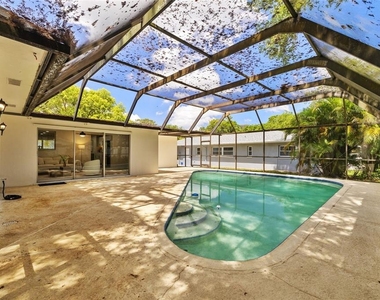 1905 Oro Court - Photo Thumbnail 2