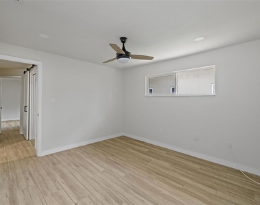 1905 Oro Court - Photo Thumbnail 21