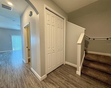 2515 Pine Place - Photo Thumbnail 11