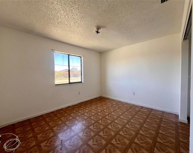 3847 Janeen Circle - Photo Thumbnail 2