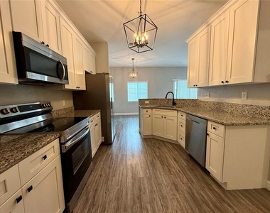 2604 Tanoak Terrace - Photo Thumbnail 4
