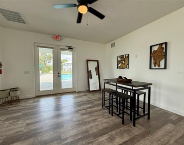2511 Pine Place - Photo Thumbnail 28