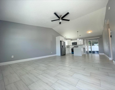 130 E 17th Street - Photo Thumbnail 5