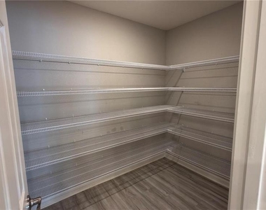 485 Windy Willow Way - Photo Thumbnail 12