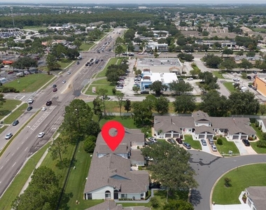 140 Lakepointe Circle - Photo Thumbnail 24
