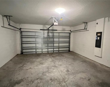3185 Viceroy Court - Photo Thumbnail 27