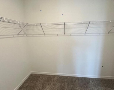 3185 Viceroy Court - Photo Thumbnail 14