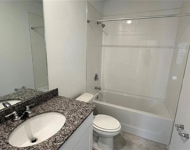 3185 Viceroy Court - Photo Thumbnail 25