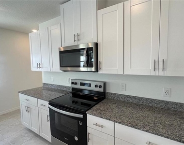 3185 Viceroy Court - Photo Thumbnail 19