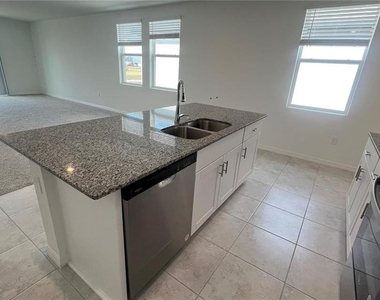 3185 Viceroy Court - Photo Thumbnail 18