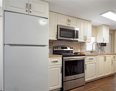 26 Forest Drive - Photo Thumbnail 4