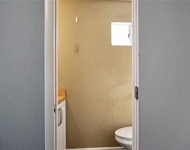26 Forest Drive - Photo Thumbnail 11