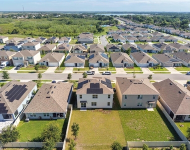 4027 Alissa Lane - Photo Thumbnail 2