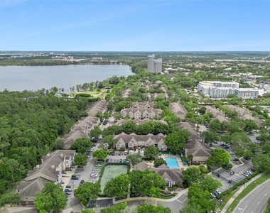 13015 Plantation Park Circle - Photo Thumbnail 14