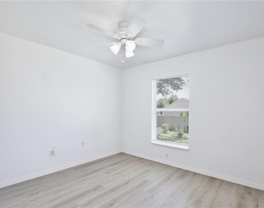 1687 Brewton Circle - Photo Thumbnail 18