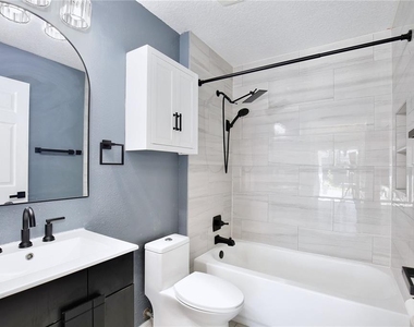 1687 Brewton Circle - Photo Thumbnail 17