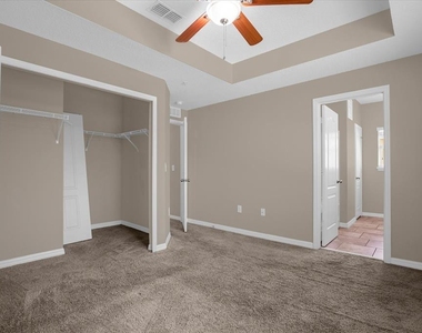 2144 Betsy Ross Lane - Photo Thumbnail 18