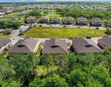 2144 Betsy Ross Lane - Photo Thumbnail 4