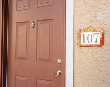 12102 Poppy Field Lane - Photo Thumbnail 14