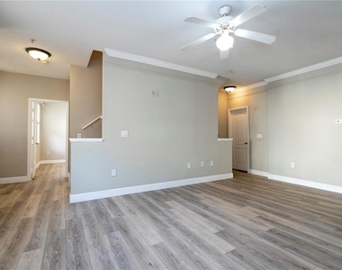 12102 Poppy Field Lane - Photo Thumbnail 26