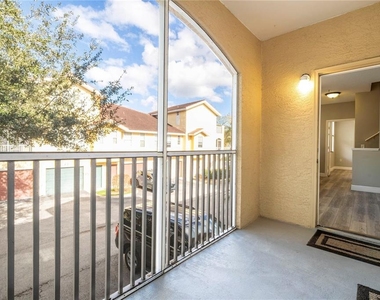 12102 Poppy Field Lane - Photo Thumbnail 28