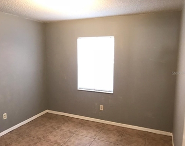 2415 S Cedar Avenue - Photo Thumbnail 6