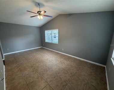 2415 S Cedar Avenue - Photo Thumbnail 3