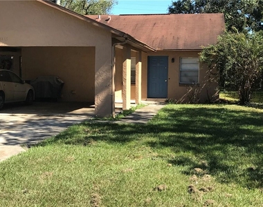 2415 S Cedar Avenue - Photo Thumbnail 1
