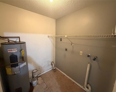 2415 S Cedar Avenue - Photo Thumbnail 6