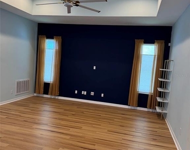 420 Park Lake Drive - Photo Thumbnail 29