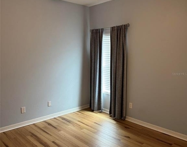 420 Park Lake Drive - Photo Thumbnail 44