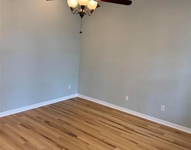 420 Park Lake Drive - Photo Thumbnail 51