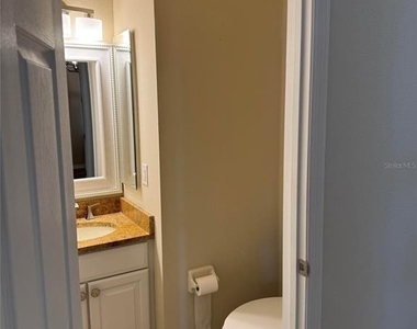 420 Park Lake Drive - Photo Thumbnail 35