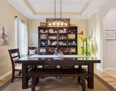 420 Park Lake Drive - Photo Thumbnail 1