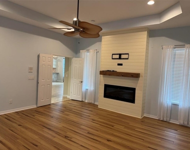 420 Park Lake Drive - Photo Thumbnail 48