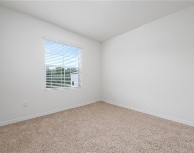 1153 Blue Jay Drive - Photo Thumbnail 9
