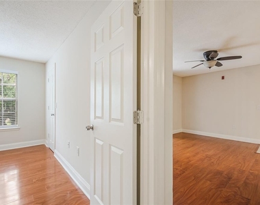 1229 Bermuda Lakes Lane - Photo Thumbnail 12