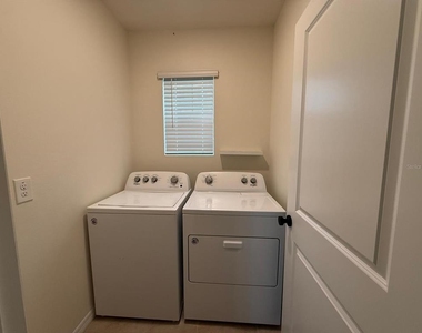 10864 Penny Gale Loop - Photo Thumbnail 27