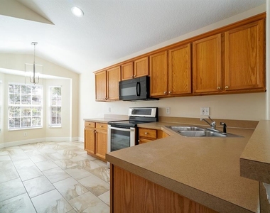 13518 Briarmoor Court - Photo Thumbnail 2