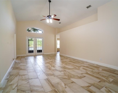 13518 Briarmoor Court - Photo Thumbnail 8
