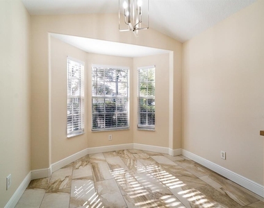 13518 Briarmoor Court - Photo Thumbnail 4