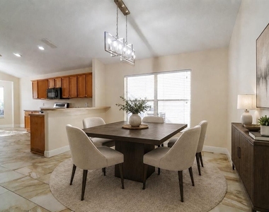 13518 Briarmoor Court - Photo Thumbnail 5