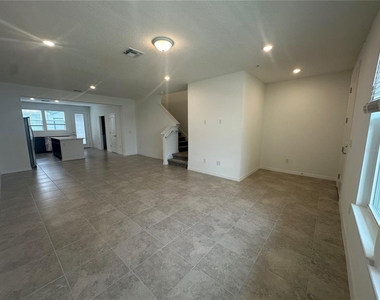 4620 Orchard View Alley - Photo Thumbnail 2