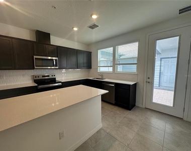 4620 Orchard View Alley - Photo Thumbnail 9