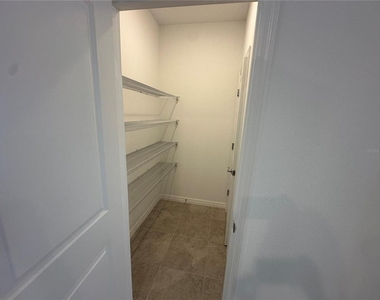 4620 Orchard View Alley - Photo Thumbnail 13