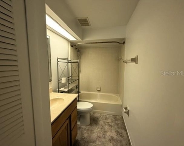 498 Club Drive - Photo Thumbnail 14